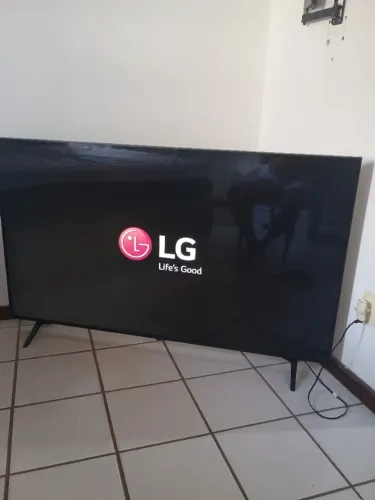 Vendo TV LG 65' por 2,800