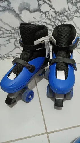 Patins : tamanho dos 39 ao 42 pouco tempo de uso