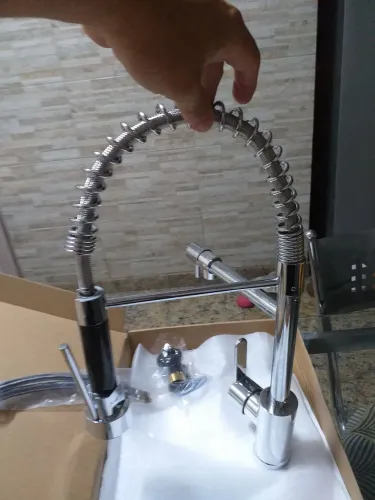 LINDA TORNEIRA GOURMET EXCELENTE ACABAMENTO PARA RESIDÊNCIA E COMÉRCIO METAL AÇO INOX TOP