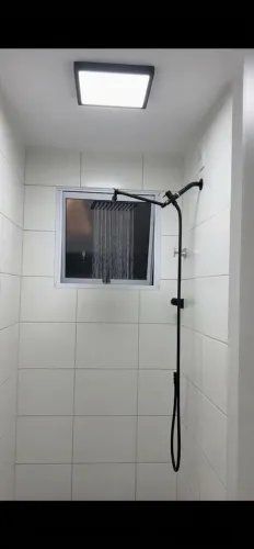 Chuveiro Articulado Ajustável Preto