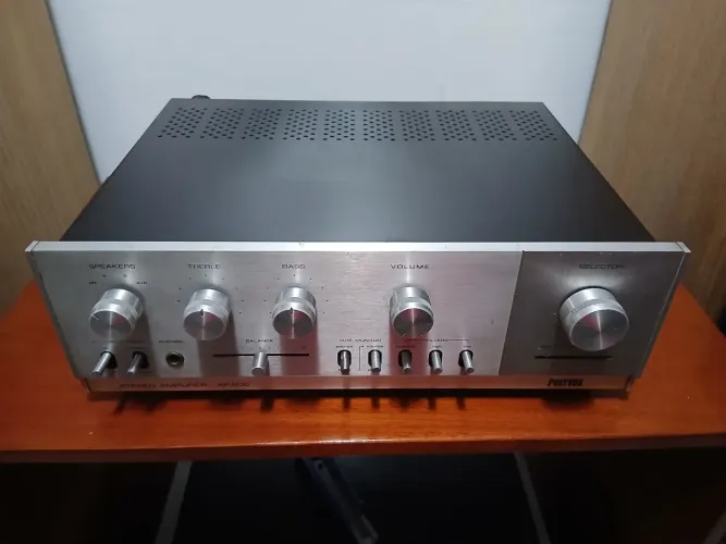 AMPLIFICADOR INTEGRADO POLYVOX AP-800