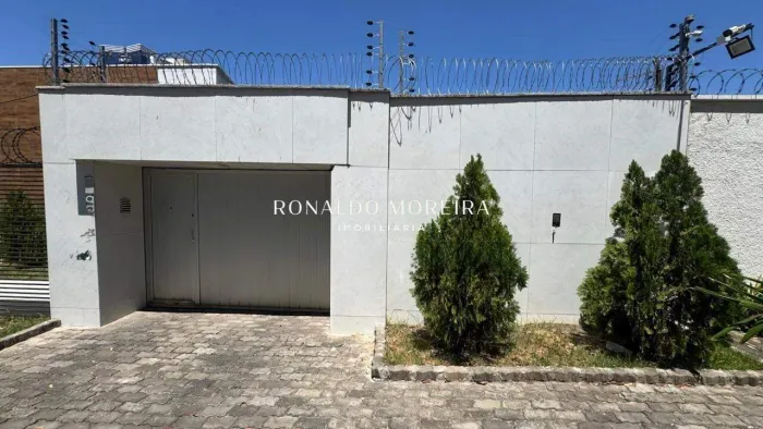 Casa residencial à venda com 4 quartos e piscina no São Cristóvão, Teresina