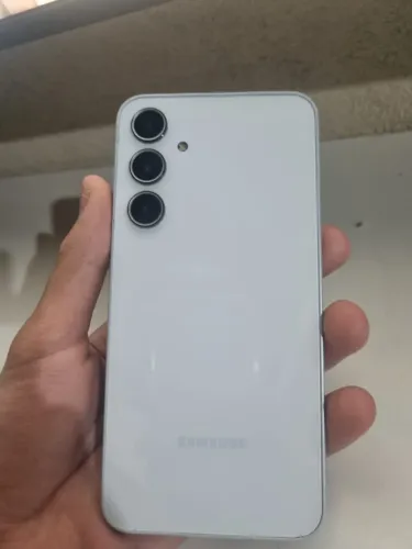 Samsung Galaxy A35 Para Retirada De Peças - Tela E Traseira Impecáveis