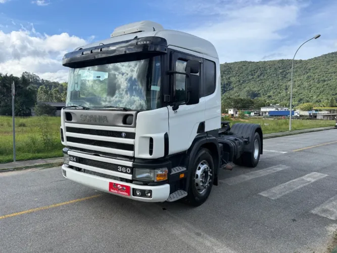 SCANIA P-124 360 ANO 2005