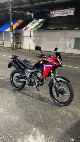 Sahara 300 impecável
