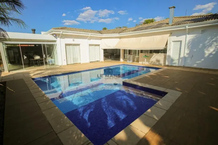 Casa à venda em Piracicaba, Monte Alegre, com 4 suítes, com 416.54 m², Residencial Monte A