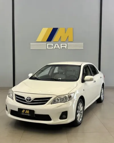 Toyota Corolla Altis 2.0 Flex 16V Aut. 2013