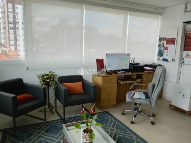 Sala comercial no Baltimore com vaga de garagem escriturada bairo Bom Fim