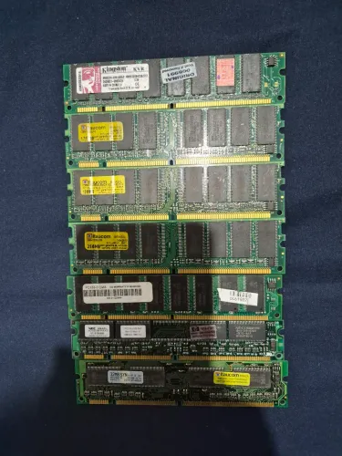 Lote 7 Memórias Ram Antigas SDR SDRAM PC100 PC133 (32MB a 512MB) Retro