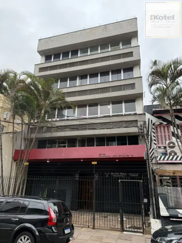 Sala comercial duplex, área privativa de 71,68m², Bairro Azenha- Porto Alegre