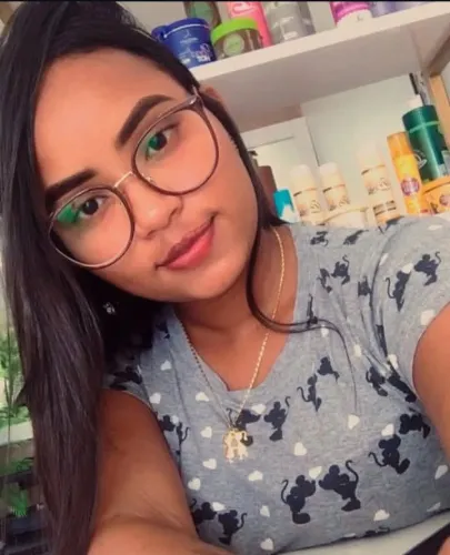 Babá disponível 