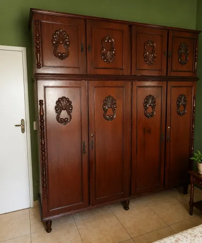 Guarda roupa 6 portas vintage