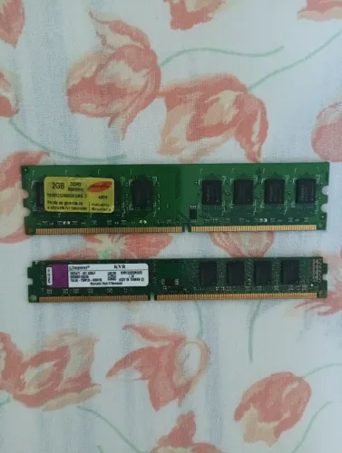 2 GB DDR2 e 2GB DDR3
