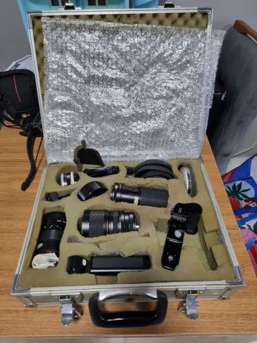 Maleta e kit de lentes e acessórios para canon FD