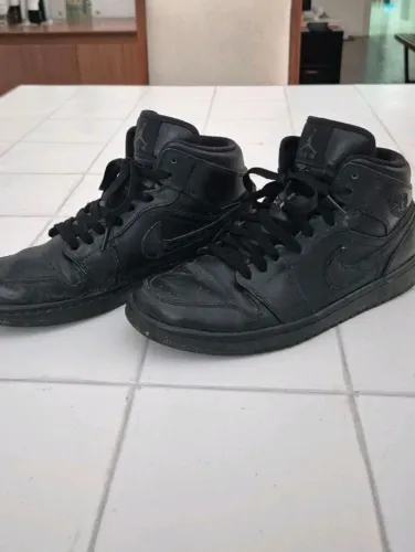 tênis nike air jordan preto 40