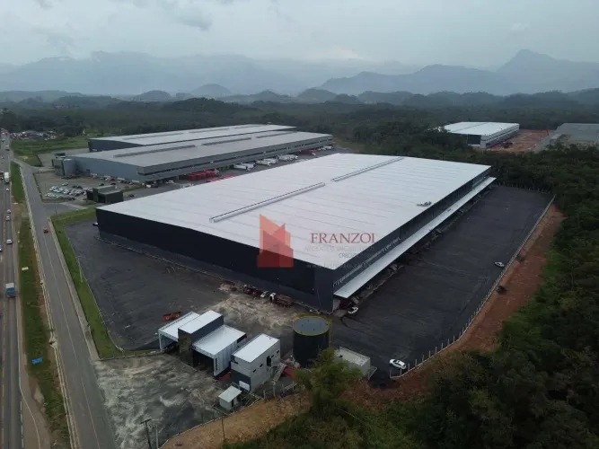 ALUGUEL: GALPÃO LOGISTICO em GARUVA/SC.