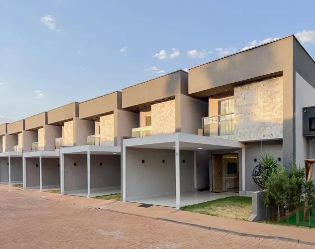 Lindo Sobrado no Residencial Beija Flor Chácara São Joaquim