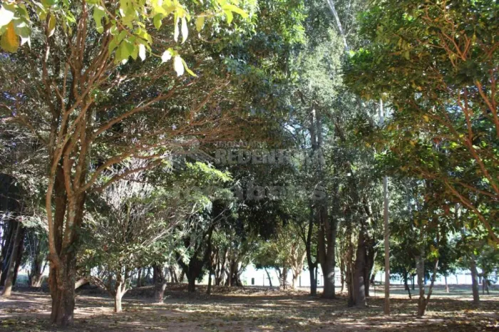 Rancho com 02 dormitórios Jardim Morumbi - Adolfo