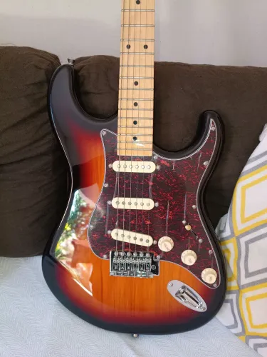 Guitarra Tagima tw 530 sunburst