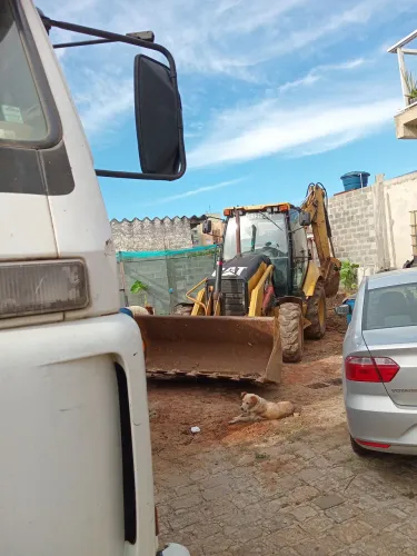 Terraplanagem e demolição