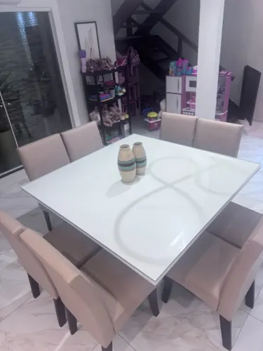 Mesa de Jantar 8 cadeiras