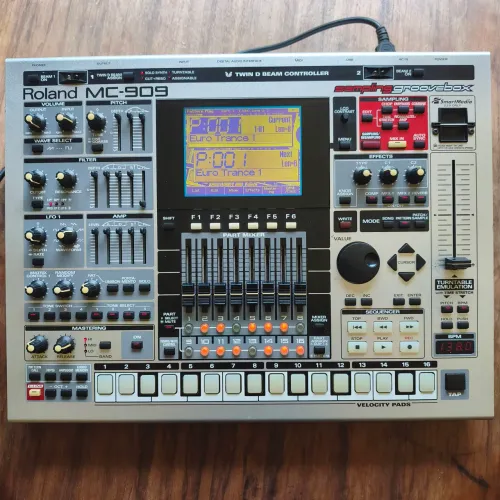 Mc 909 Roland Groovebox Raridade Completo
