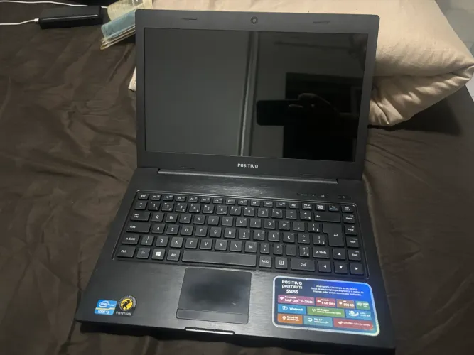 Notebook Positivo MUITO NOVO