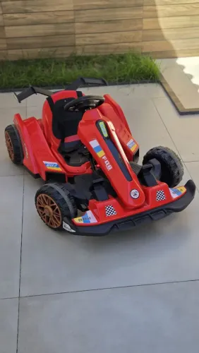Mini Kart elétrico infantil