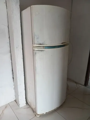 Geladeira para doação