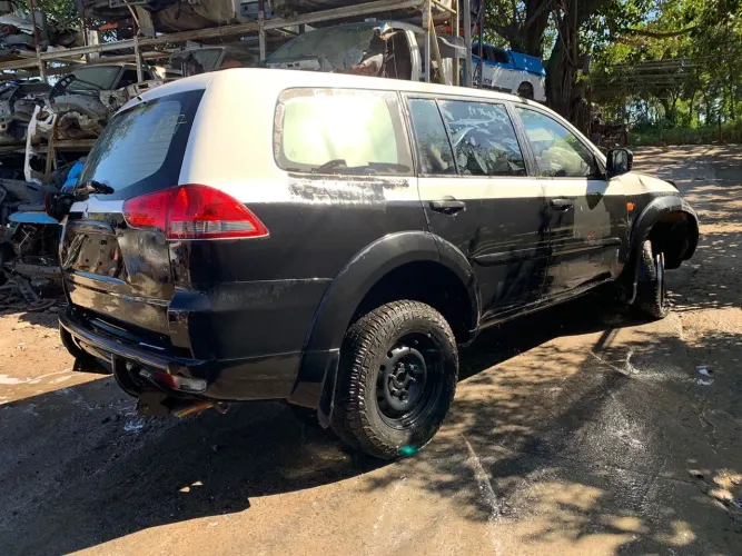 Sucata de pajero dakar 3.2 2017 4x4 manual para retirada de peças