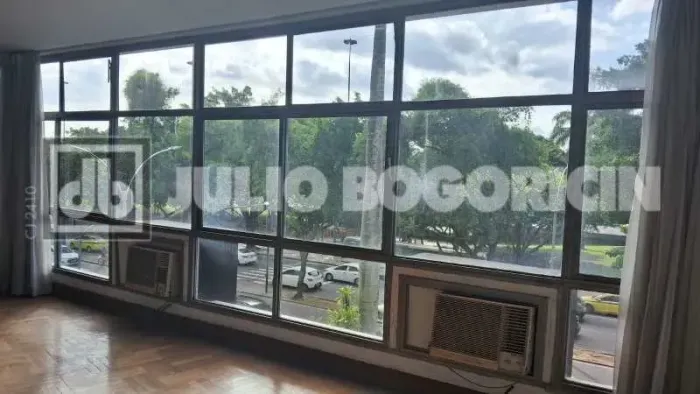 Apartamento - Padrão / Residencial / Flamengo