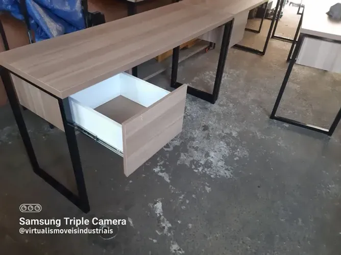 Mesa de escritório 