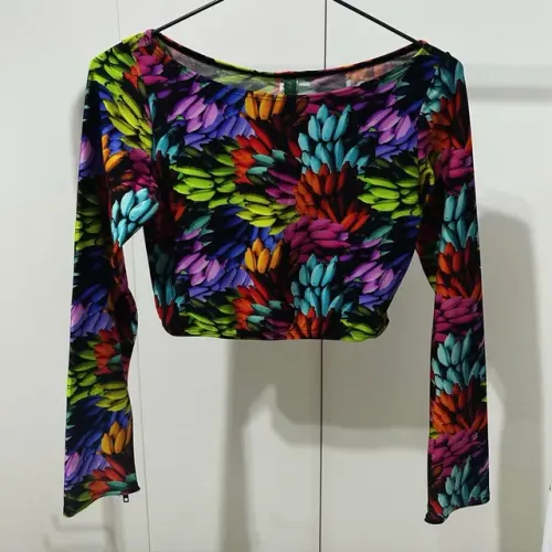 Blusa cropped BlueMan e C&A