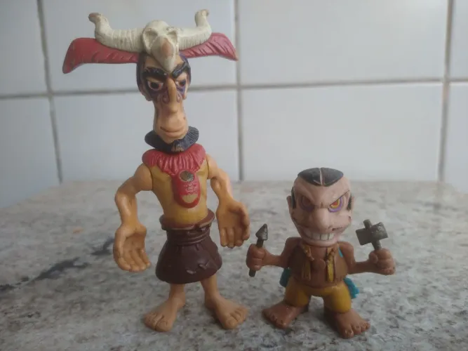 Bonecos tribos guerreiros
