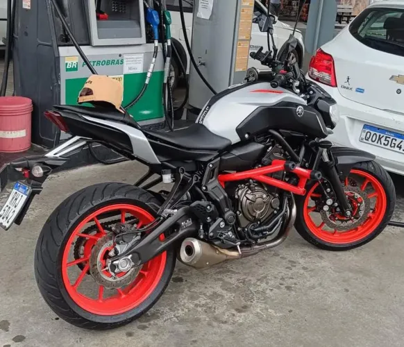YAMAHA MT07 novíssima 