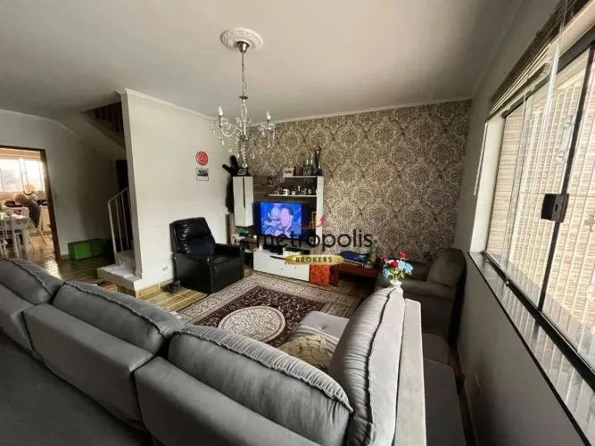 Sobrado com 3 dormitórios à venda, 241 m² por R$ 1.100.000,00 - Olímpico - São Caetano do 