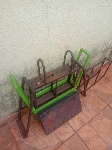 Forma para fabricação de blocos