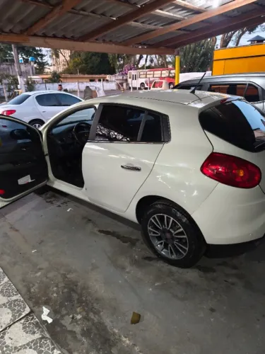 Fiat Bravo Essence 1.8 Flex 16V 5P 2014