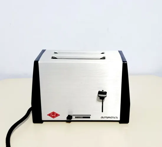 Torradeira FAET Automática Modelo 607 - 220V - Com Caixa Original<br>