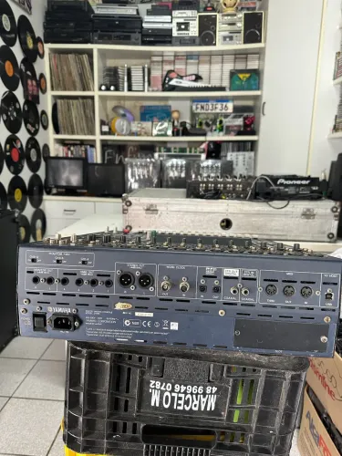 Mesa som 01V yamaha