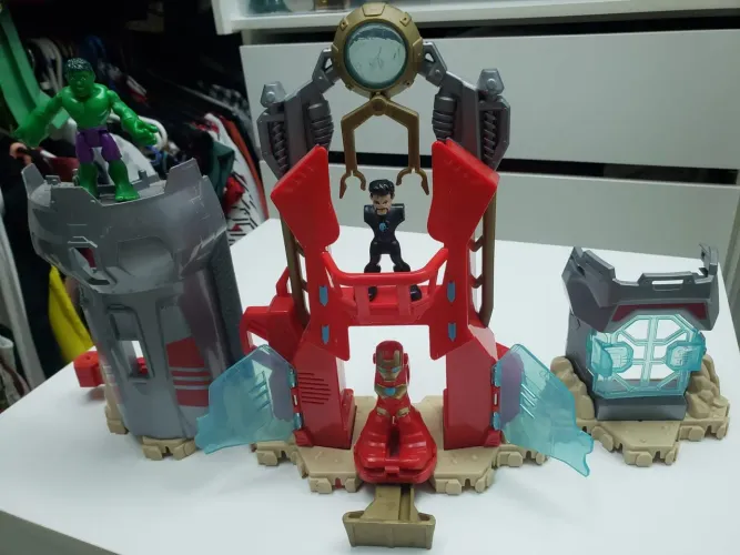 Homem de Ferro Laboratório Hasbro