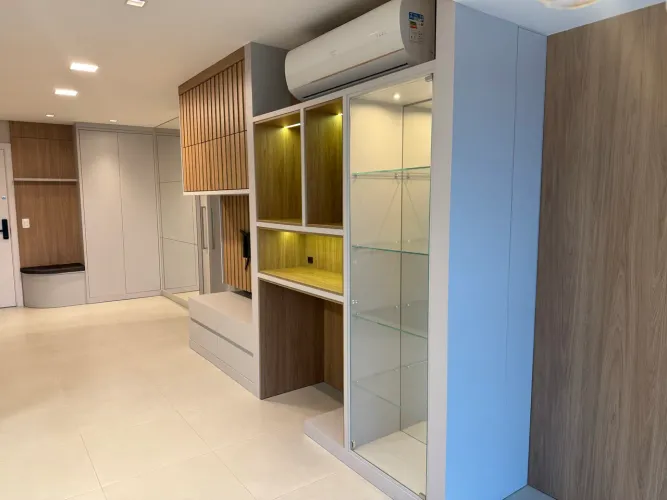 Móvel Tv e cristaleira