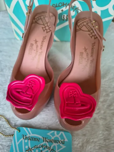 Melissa Vivienne Westwood Anglomania