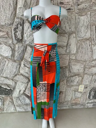 Conjunto cropped e saia envelope 