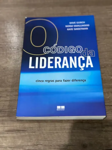 Livro -  O Código da Liderança: Cinco regras para fazer a diferença