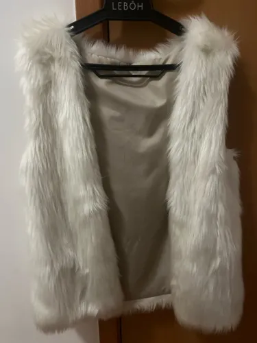 Colete de pelo branco