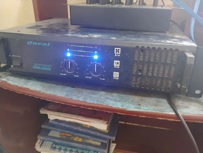 Amplificador de potência ONeal 2700 Op Series