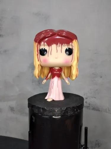 Funko Carrie 467 (sem caixa)