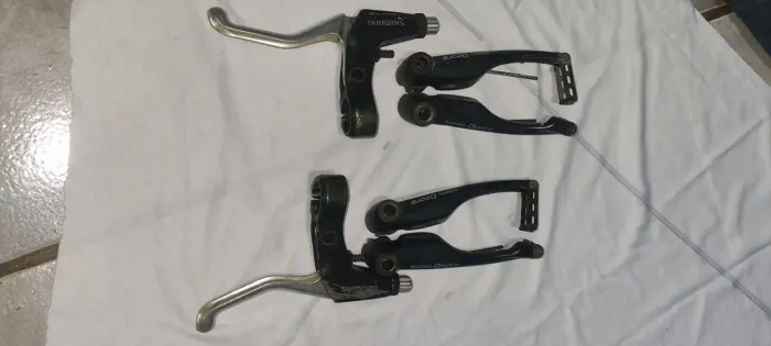 Manetes e Freios Shimano Deore