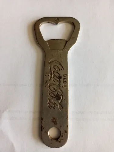 Antigo abridor de garrafa Fanta,coca cola 